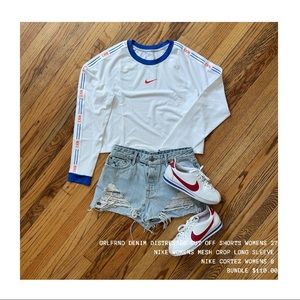 NIKE Sportswear long sleeve crop. NWT. SIZE M